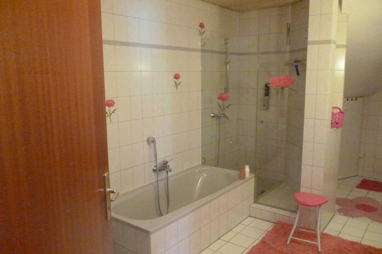 Momlingen Ferienwohnung Rehgarten מראה חיצוני תמונה