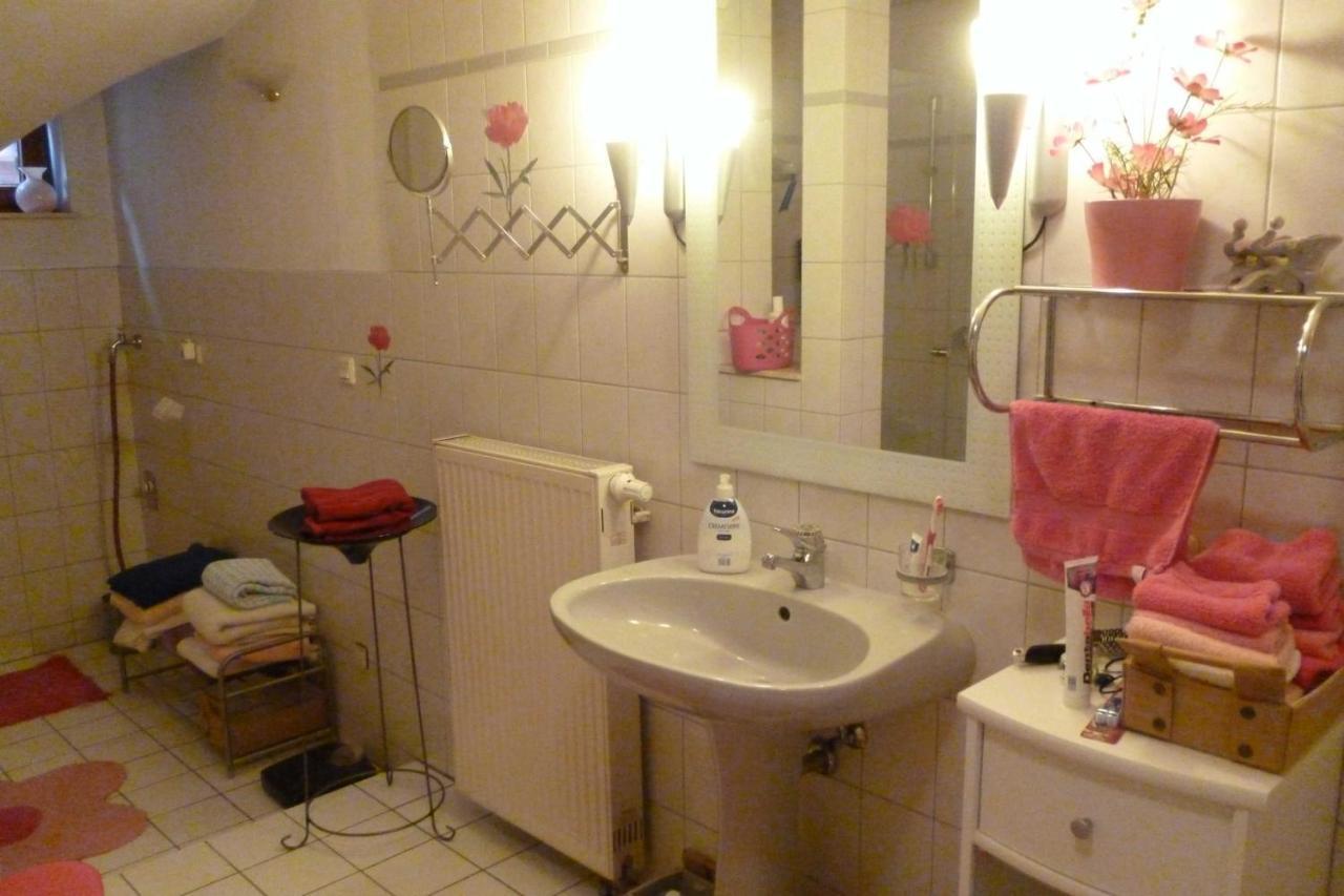 Momlingen Ferienwohnung Rehgarten מראה חיצוני תמונה